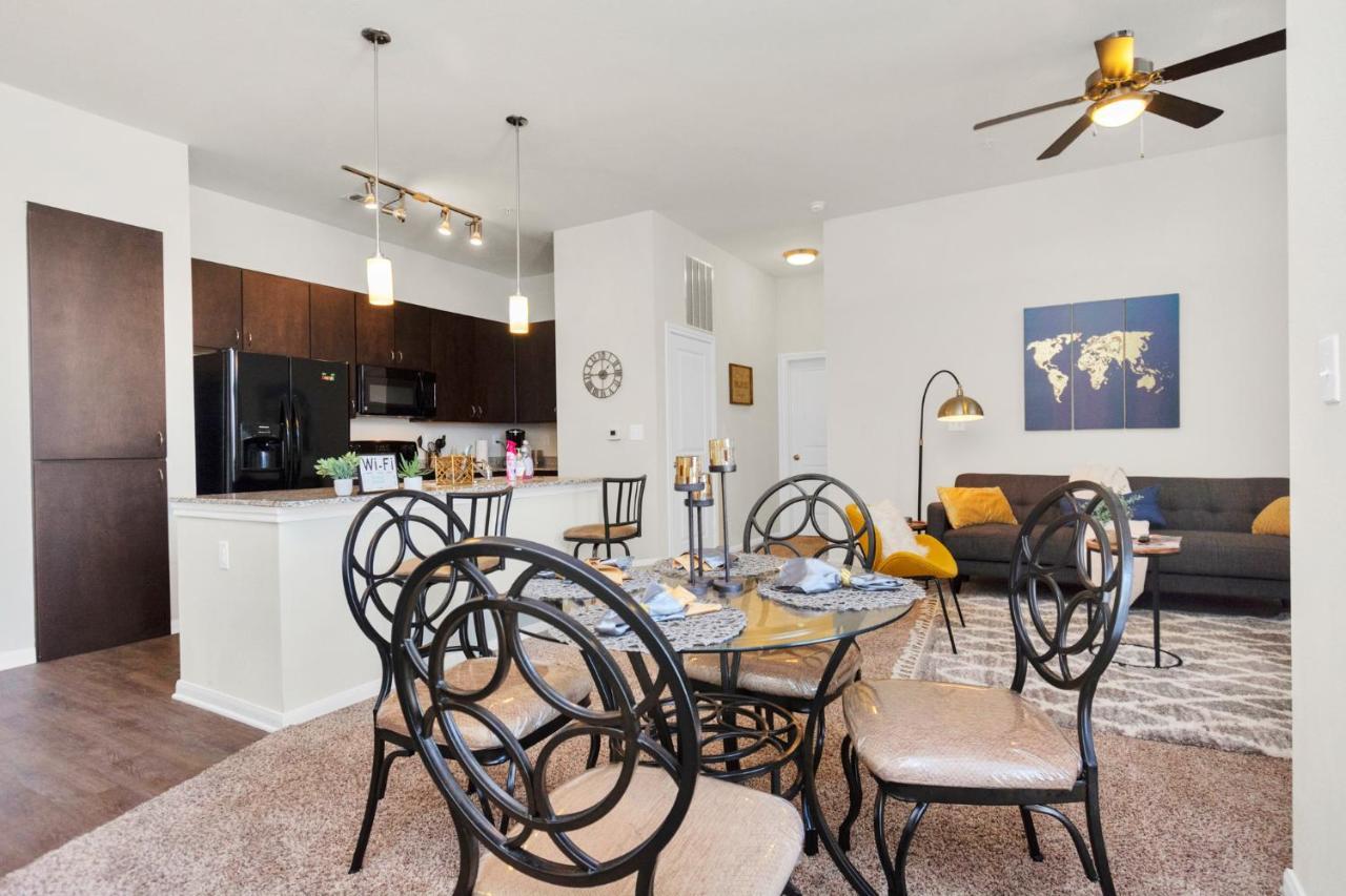 Charming Suite With Gym Near Nrg Medical Center Houston Bagian luar foto