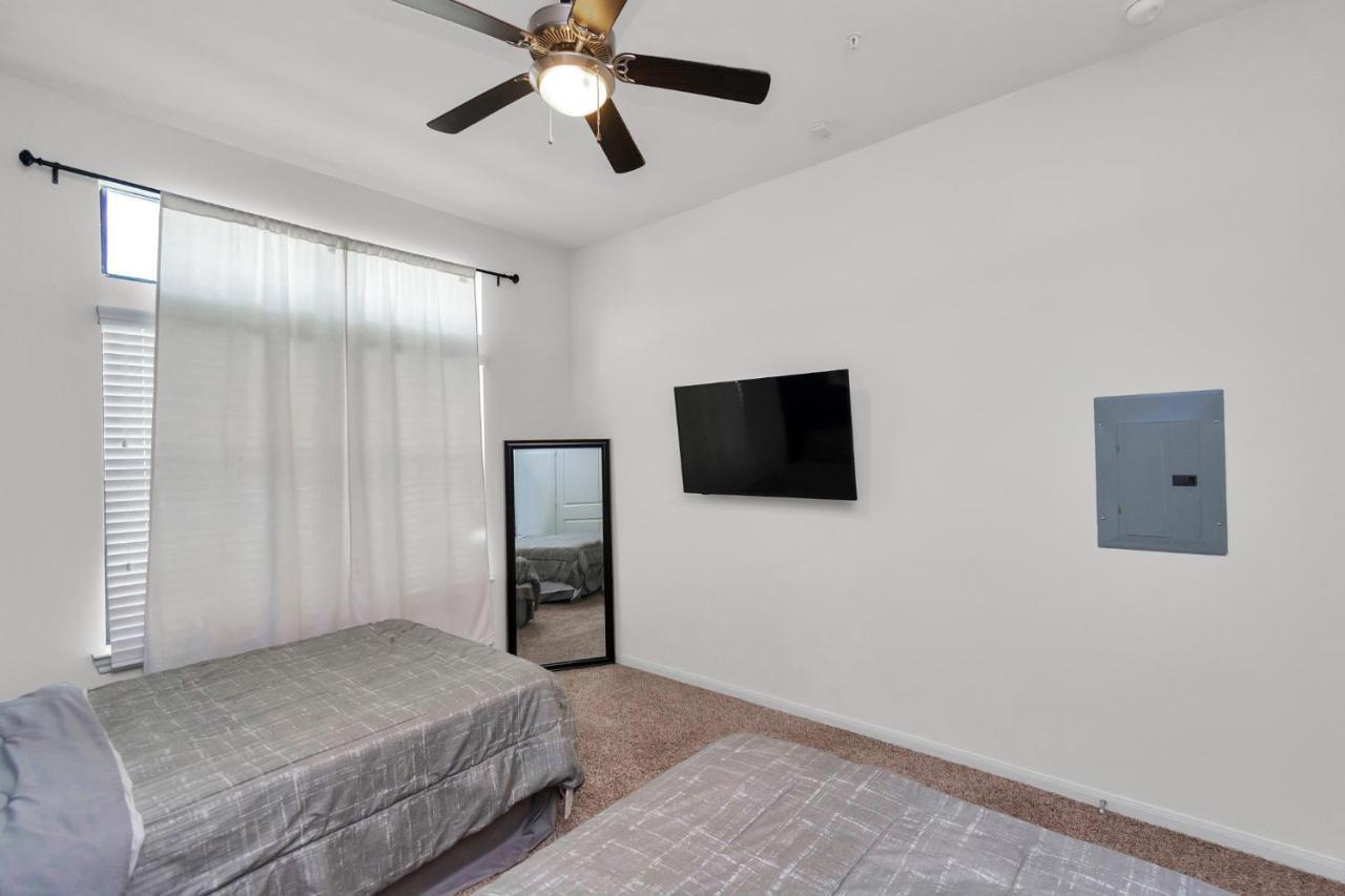 Charming Suite With Gym Near Nrg Medical Center Houston Bagian luar foto