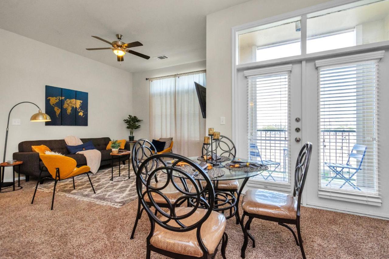 Charming Suite With Gym Near Nrg Medical Center Houston Bagian luar foto