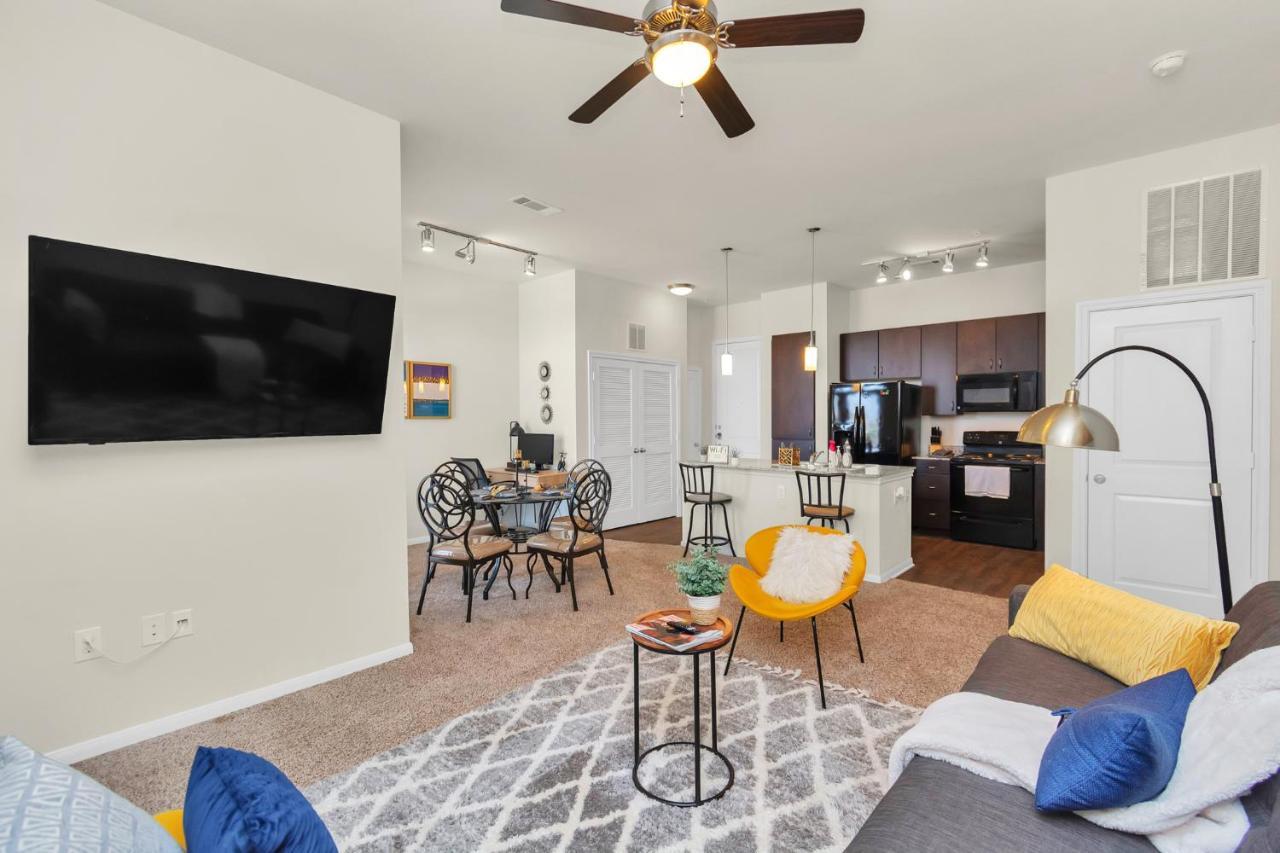 Charming Suite With Gym Near Nrg Medical Center Houston Bagian luar foto
