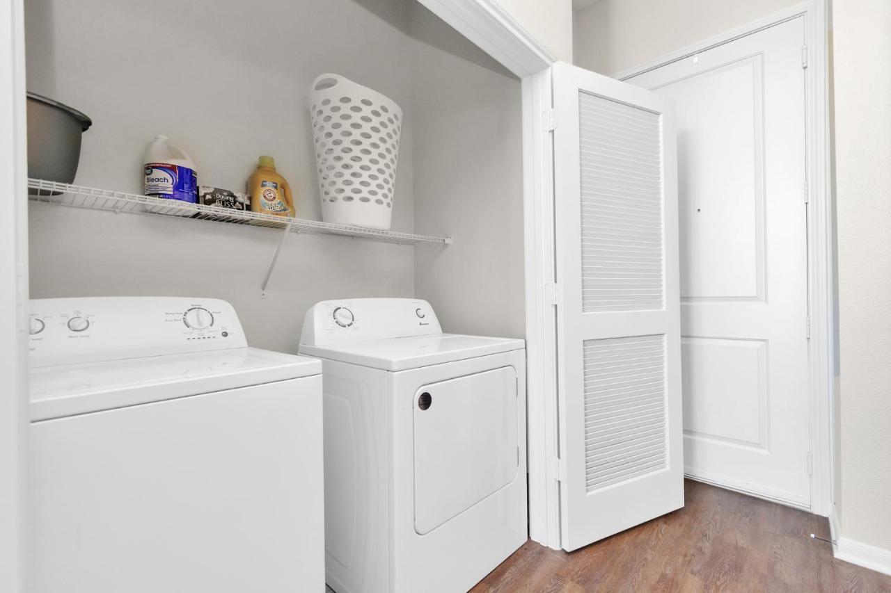 Charming Suite With Gym Near Nrg Medical Center Houston Bagian luar foto
